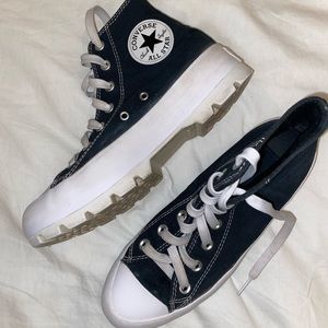 Converse ✨ Chuck Taylor All Star Hi-Lugged Sneakers